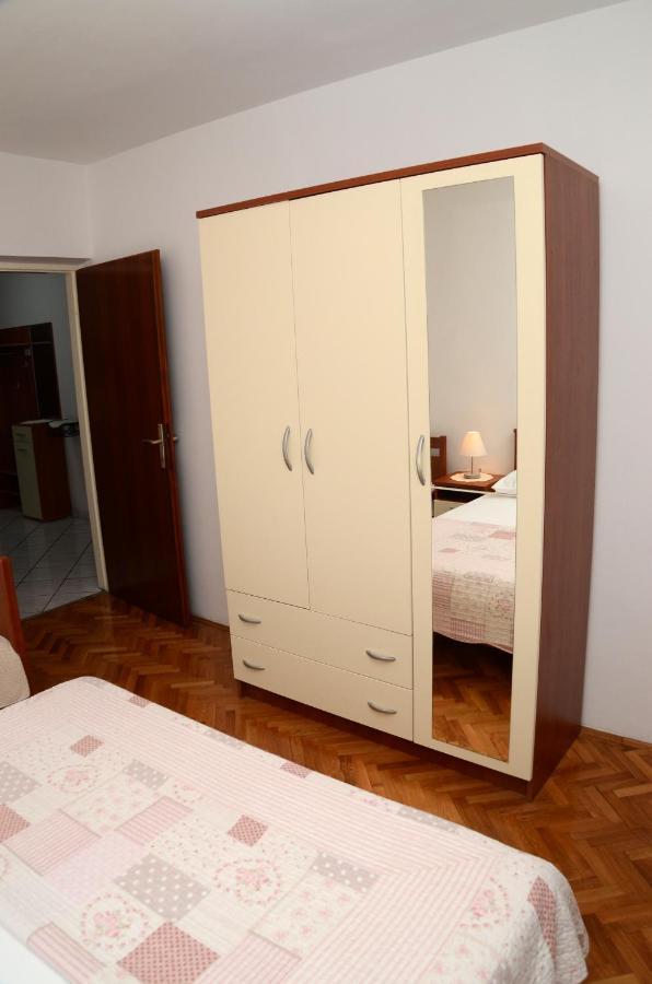 Dvosoban Apartman U Centru Grada Biograd na Moru Kültér fotó