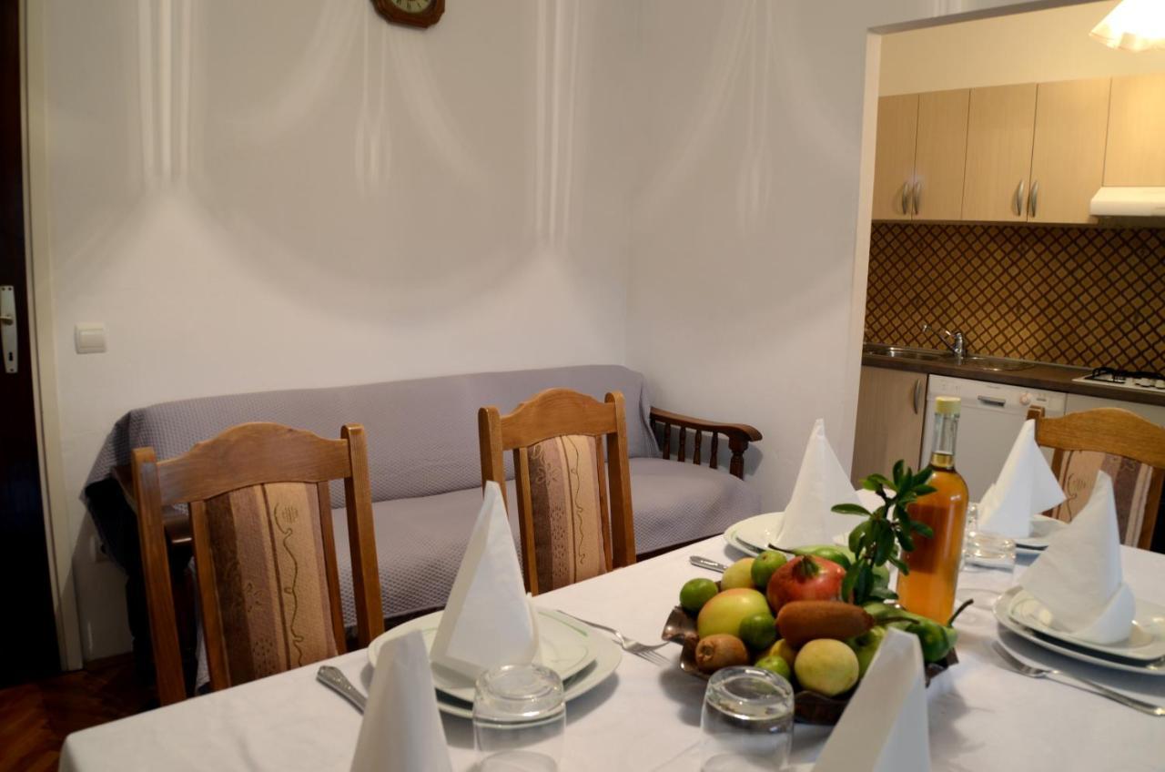 Dvosoban Apartman U Centru Grada Biograd na Moru Kültér fotó