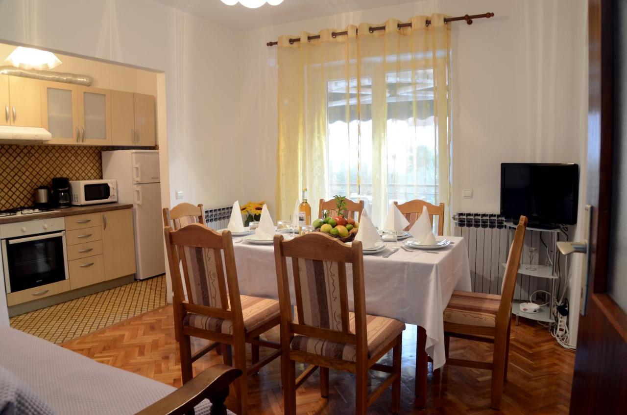 Dvosoban Apartman U Centru Grada Biograd na Moru Kültér fotó