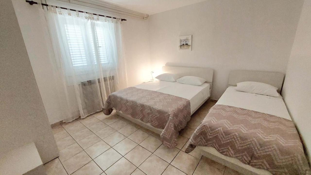 Dvosoban Apartman U Centru Grada Biograd na Moru Kültér fotó